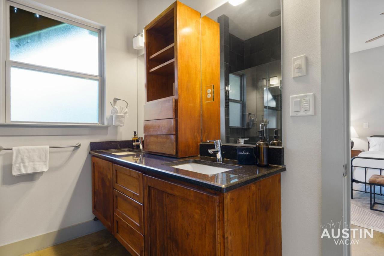 Hot Tub Hideaway An Incredible Hangout Plus Amenities Austin Exteriör bild