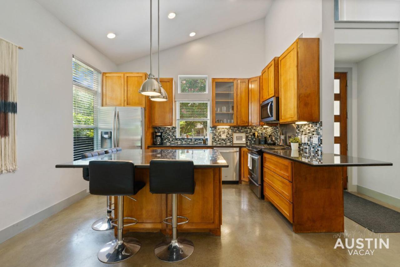 Hot Tub Hideaway An Incredible Hangout Plus Amenities Austin Exteriör bild